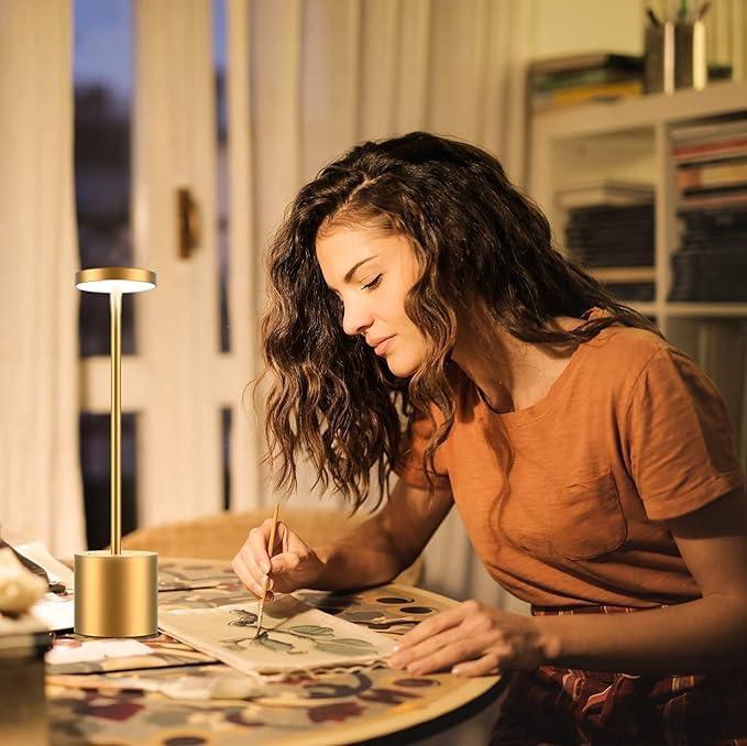 Lâmpada de mesa LED