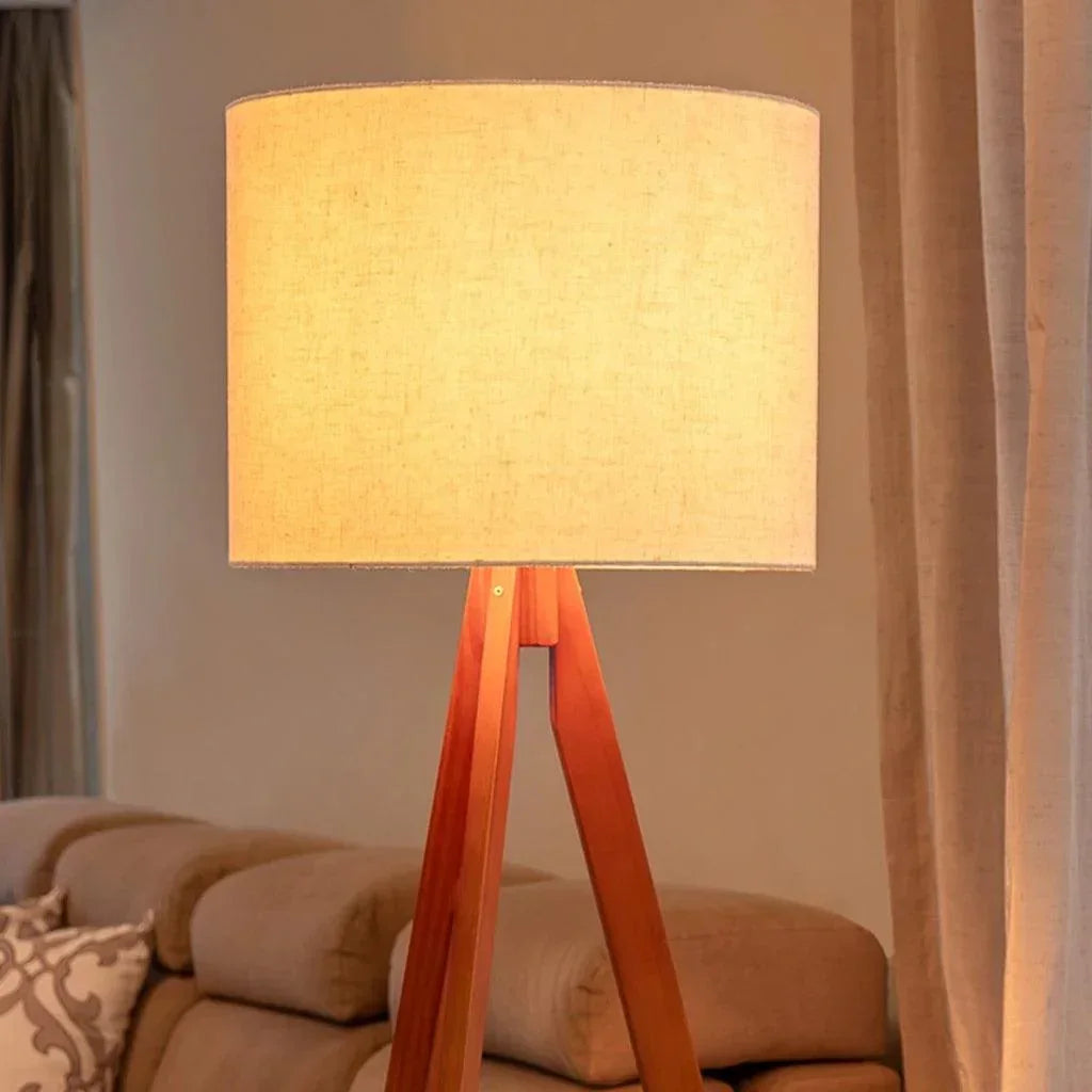 Luminária Abajur Tripé Minimalista
