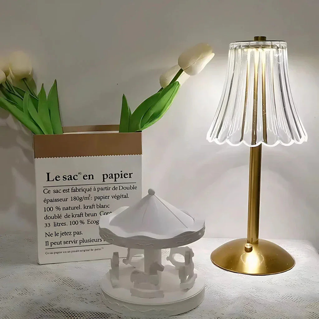 Luminária de Mesa LED Paris 3 em 1